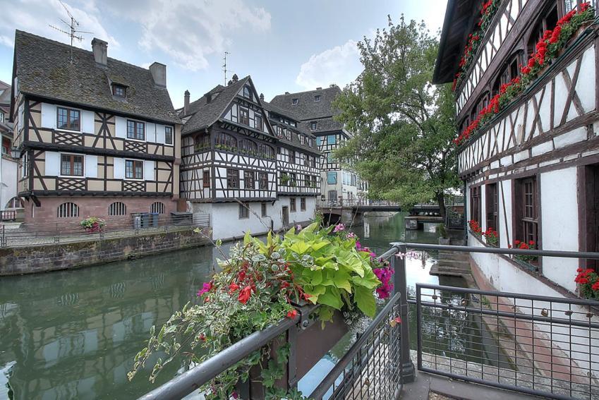 Appartement Le Bain Aux Plantes Estrasburgo Exterior foto
